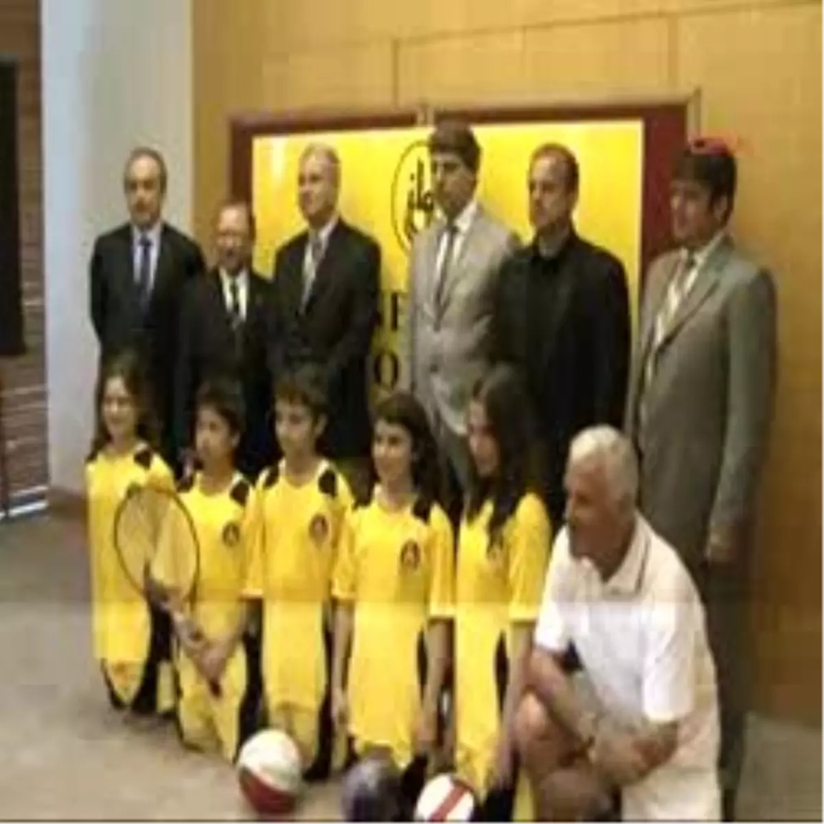 İstanbulspor\'dan Okulsporlarına Destek