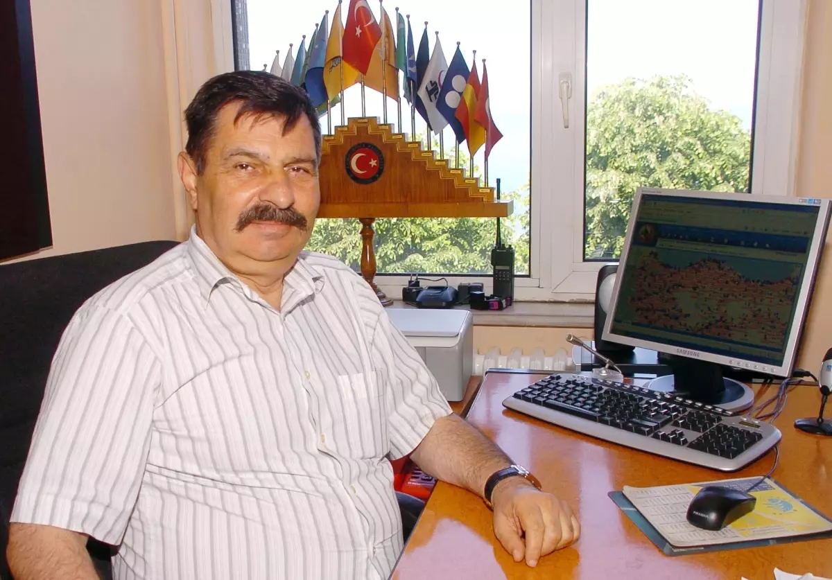 Karabük\'te Orman Yangınlarına Karşı Helikopter