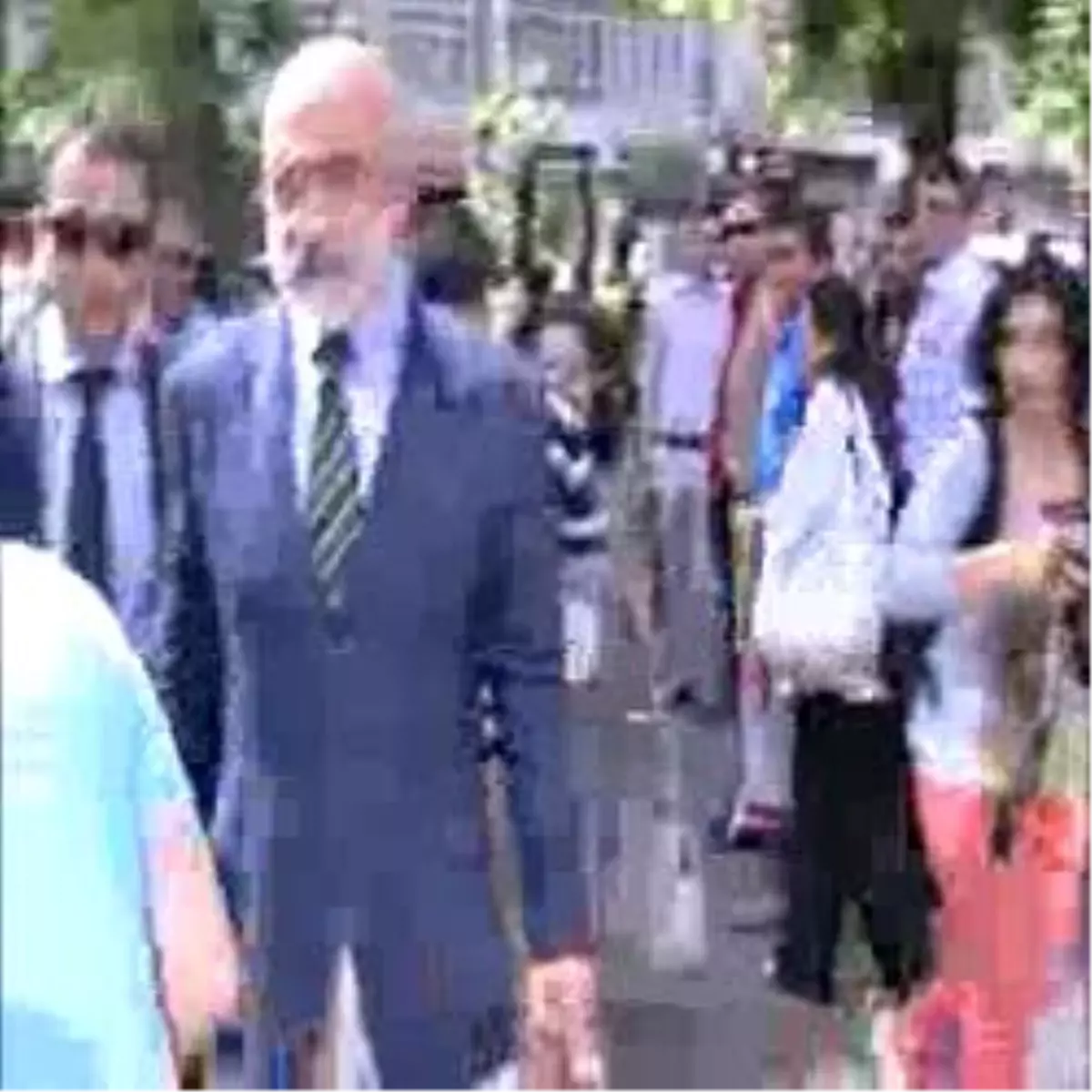 Ahmet Altan\'dan Sert Savunma