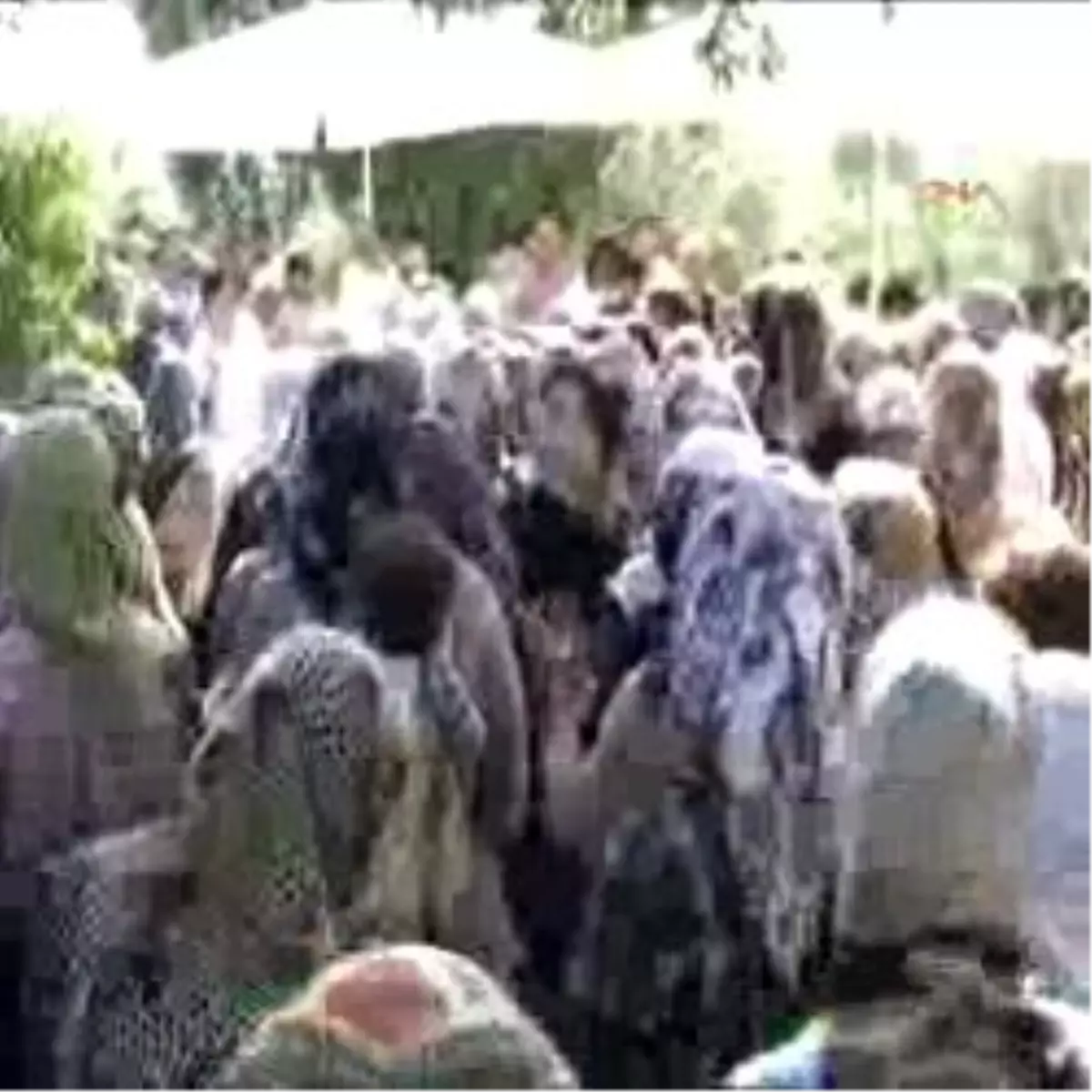 Kaza Kurbanları Göz Yaşları Arasında Toprağa Verıldı