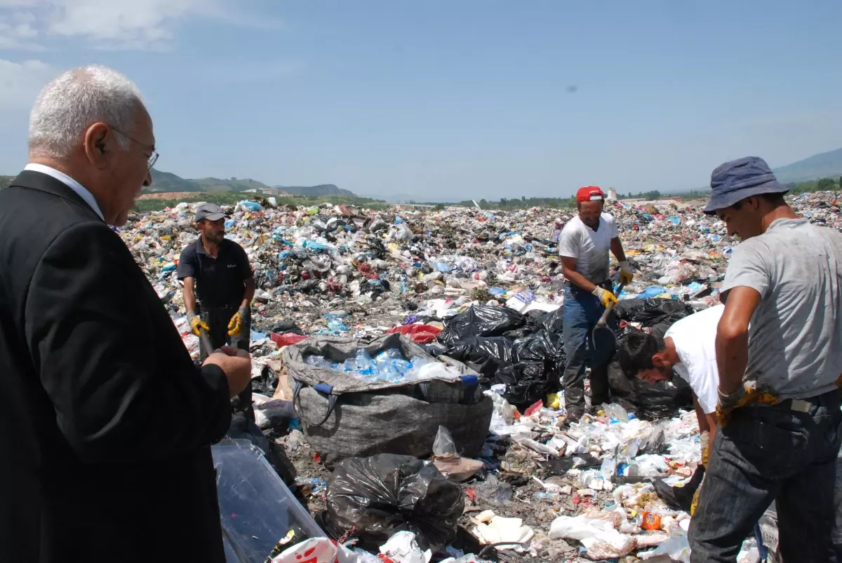 Milletvekili Adayından Çöplük Ziyareti