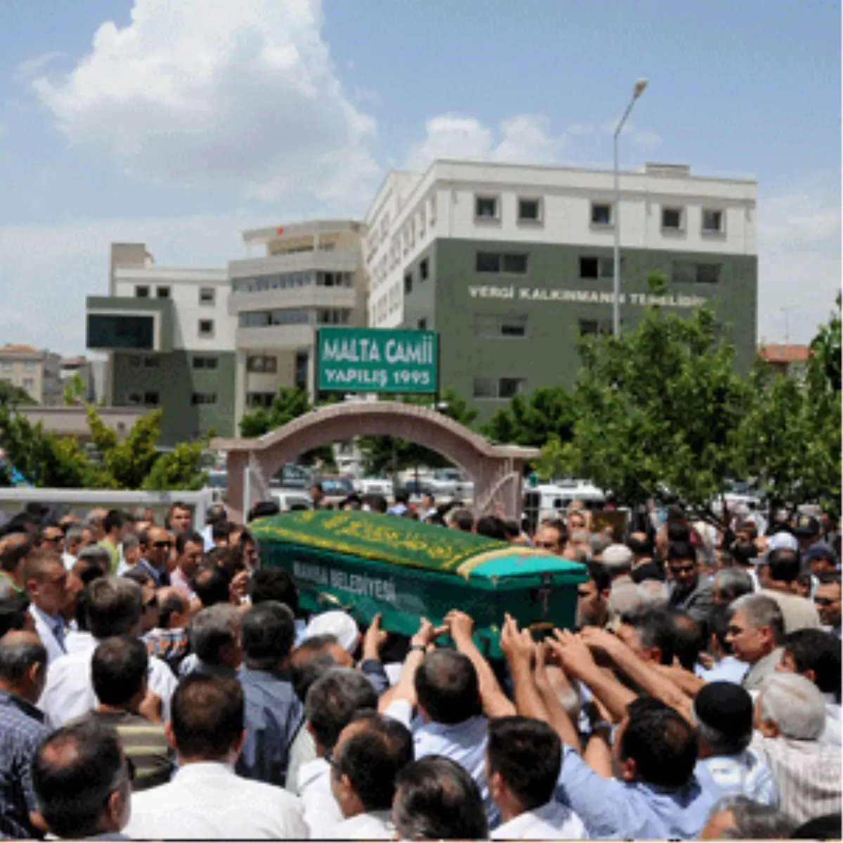 Döşemeci Son Yolculuğuna Uğurlandı