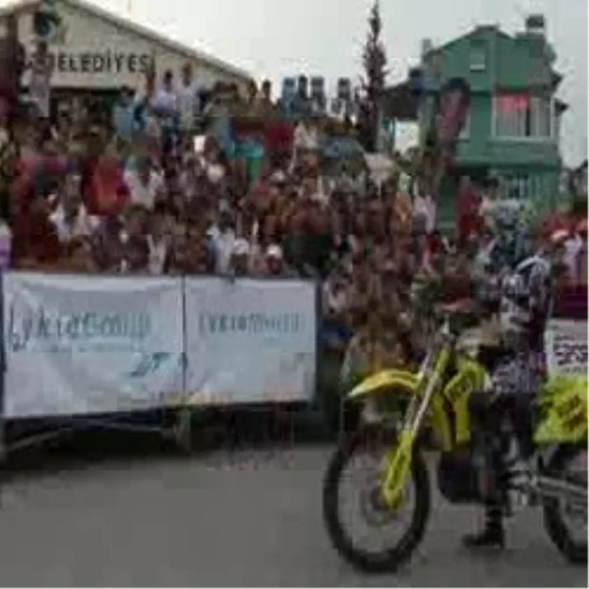 Gösteri Atlayışları Nefes Kesti / Video