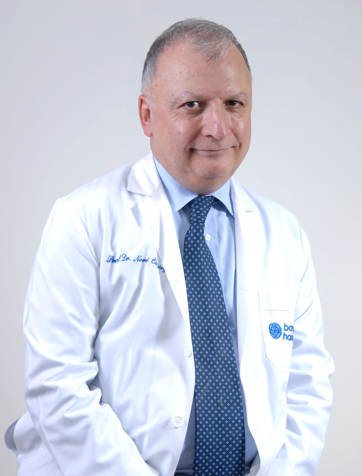 Prof.Dr.Nuri Özgirgin İşitme Engellilere Hizmet Ödülünü Aldı.