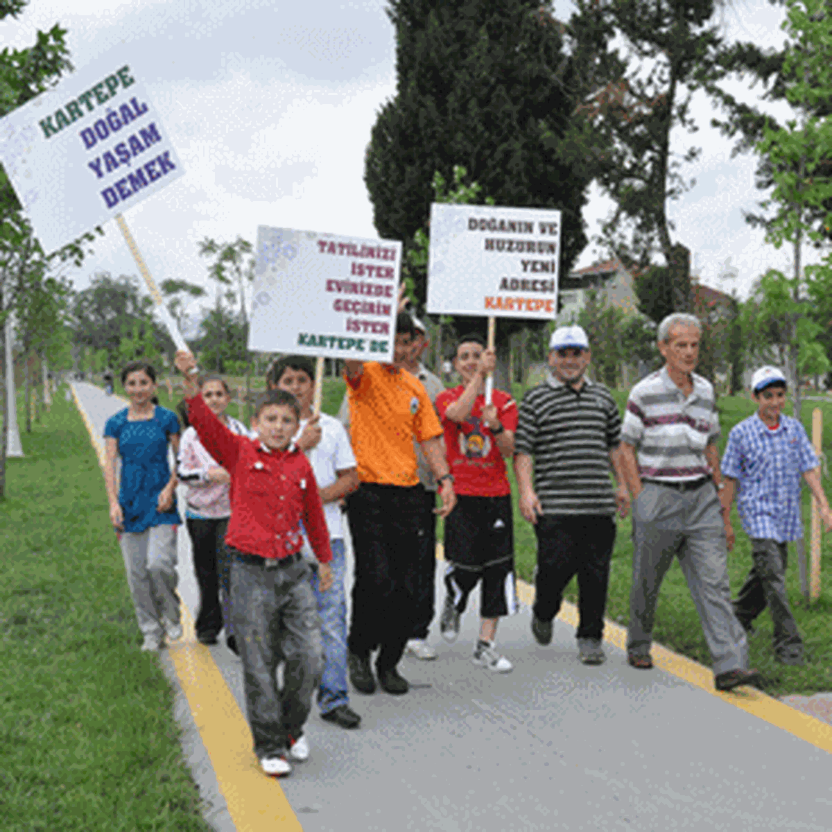 Kartepe'de Çevre Yürüyüşü