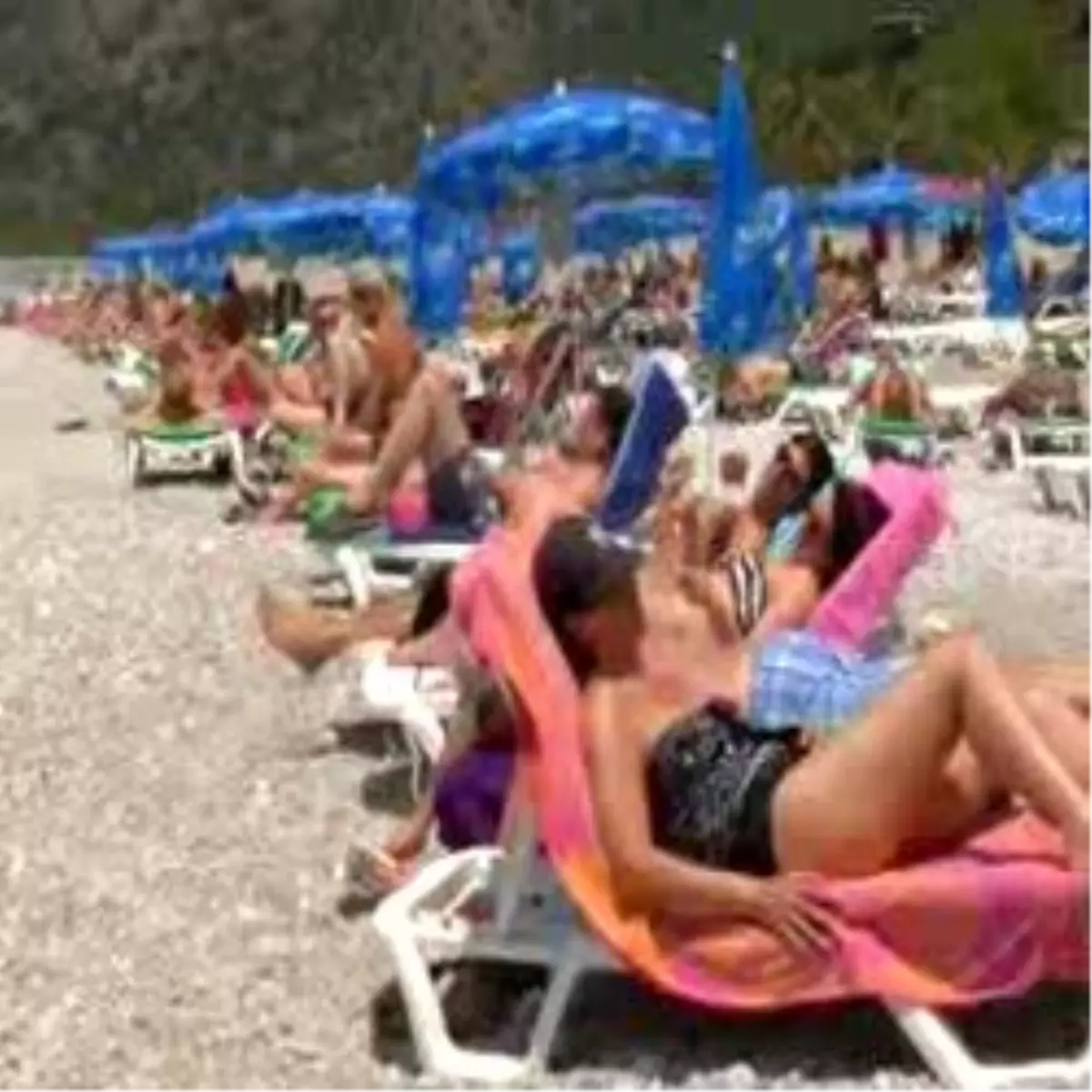 Sandıktan Sonra Sahile Koştular