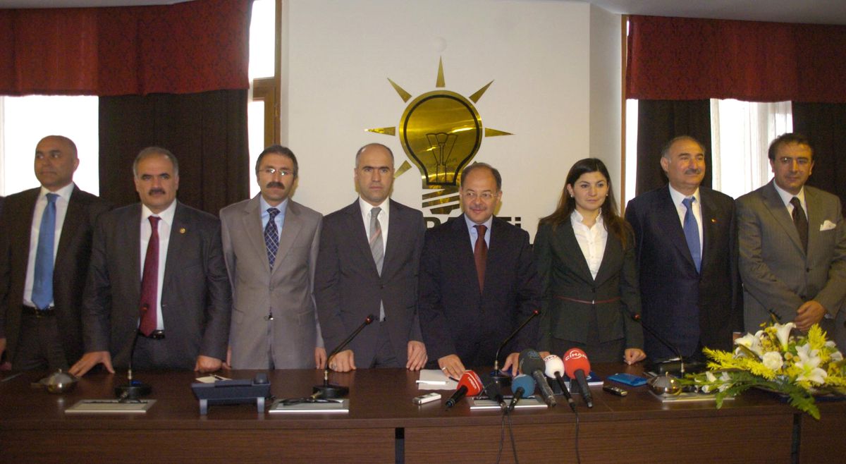 Bakan Akdağ: İçme Suyunun Katilesiyle İlgili Problemler Var
