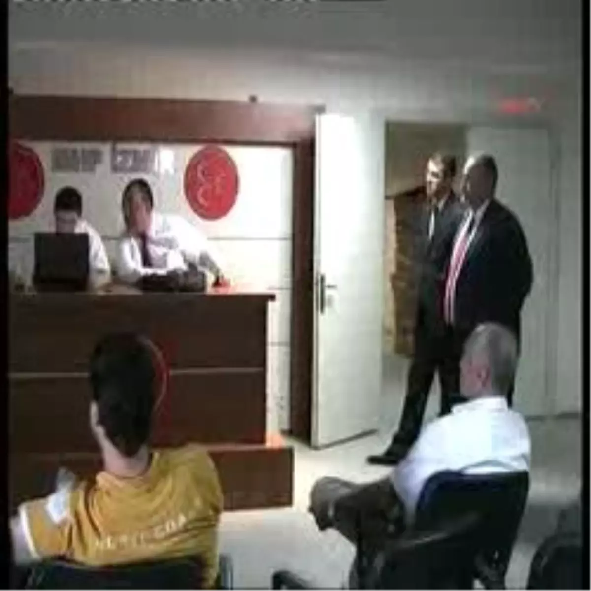 MHP\'de Ağızları Bıçak Açmadı