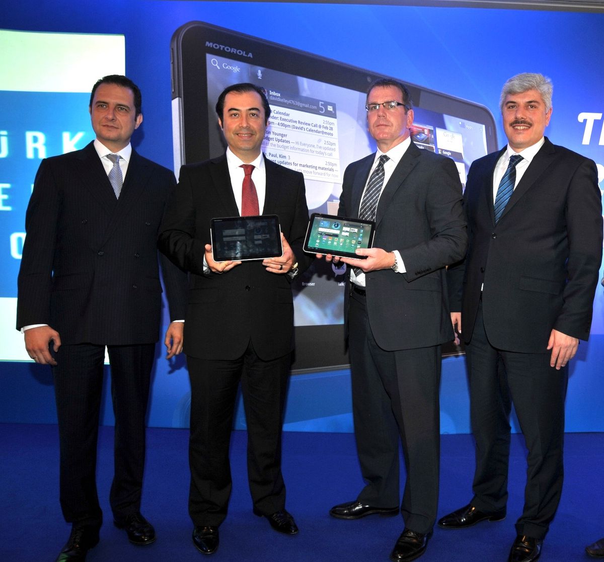 Motorola Xoom Tablet İlk Kez Ve Sadece Türk Telekom'da
