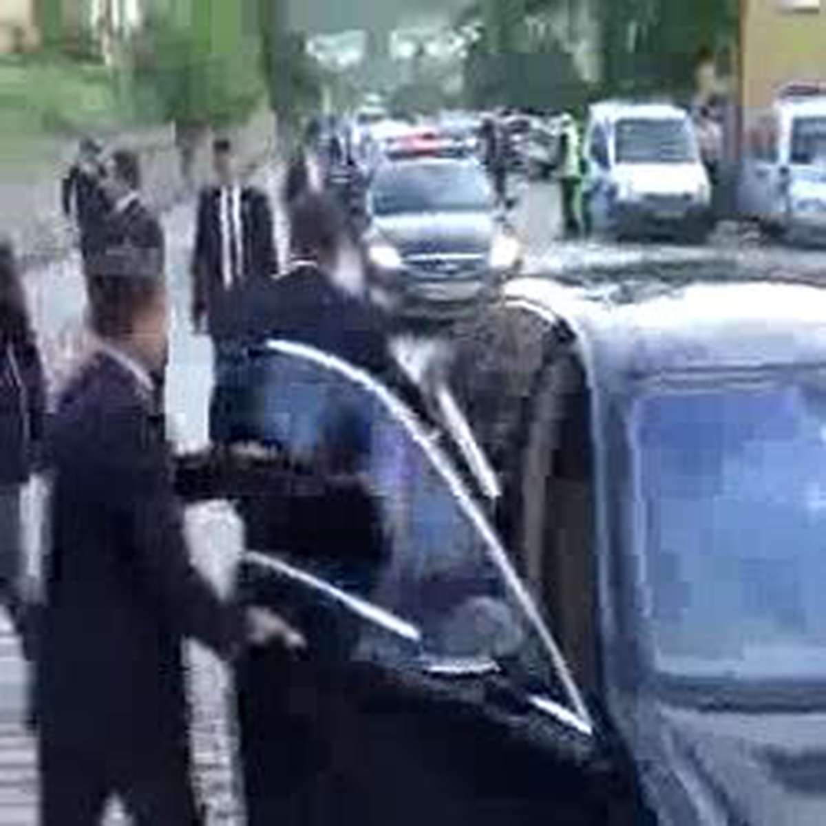 Şahin Çiğ Köfte ile Teşekkür Etti