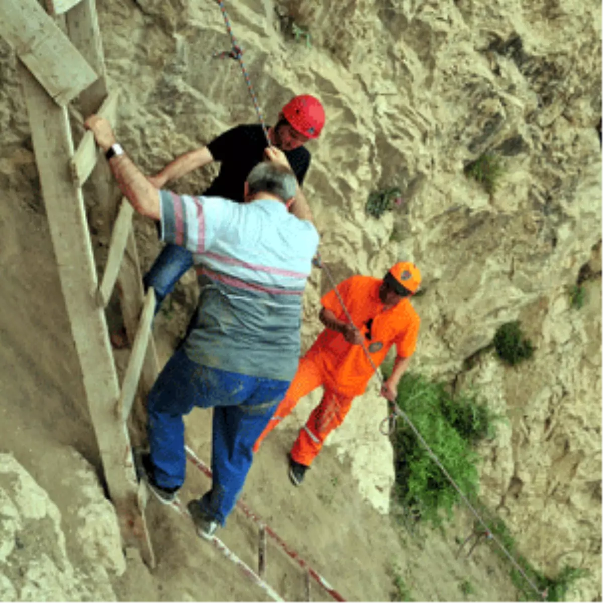 Van Kalesi’ndeki Gizemli Bölümler Turizme Açılıyor