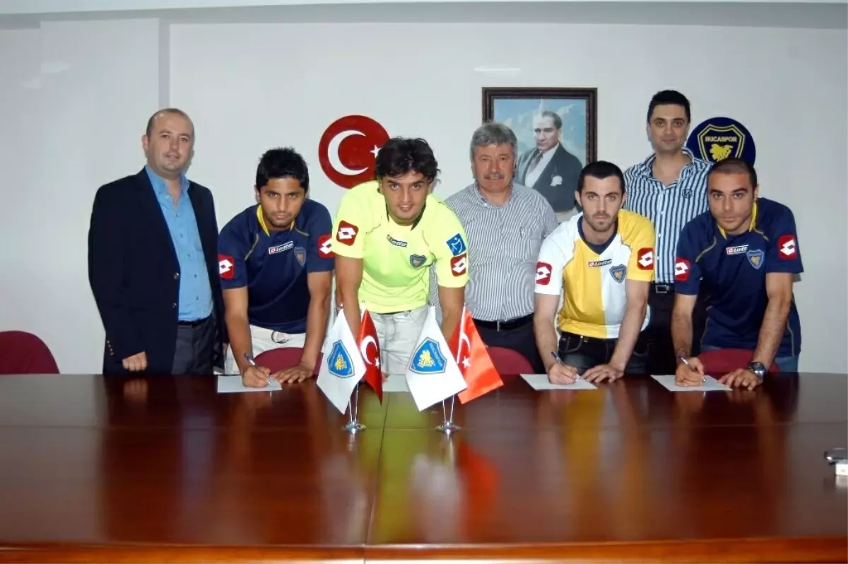 Bucaspor\'da 4 İmza