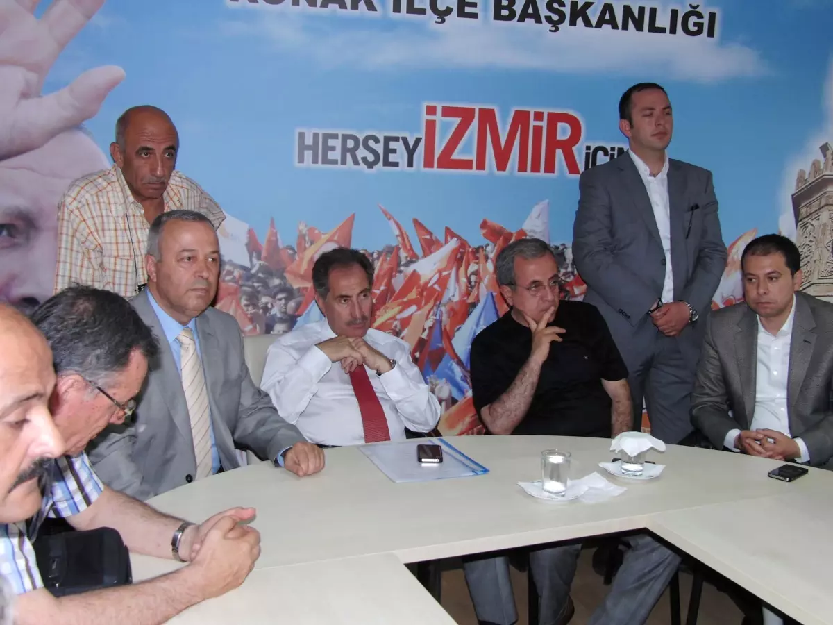 Günay: İzmir\'in CHP\'nin Kalesi Olduğu Şehir Efsanesiydi