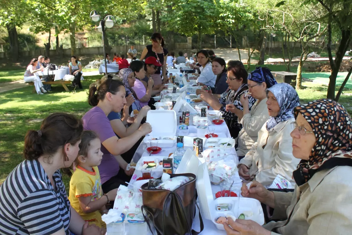 Keşan Belediyesi\'nden Aerobik Kursiyerlerine Kahvaltı