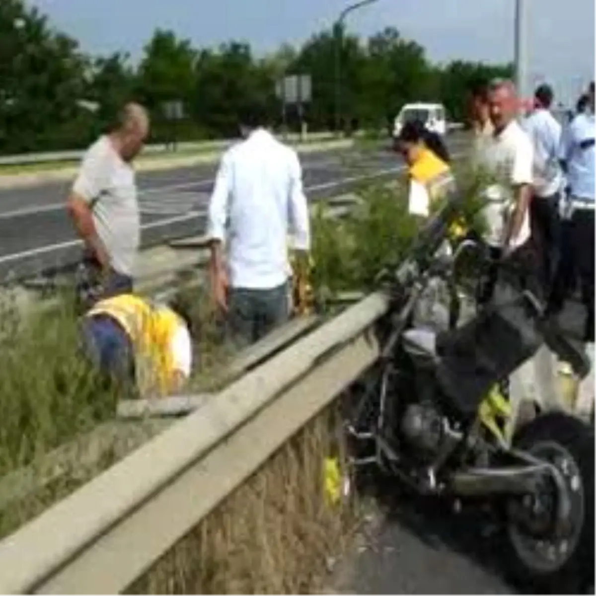 Mikserin Çarptığı Motosiklet 100 Metre Sürüklendi, Sürücü Öldü
