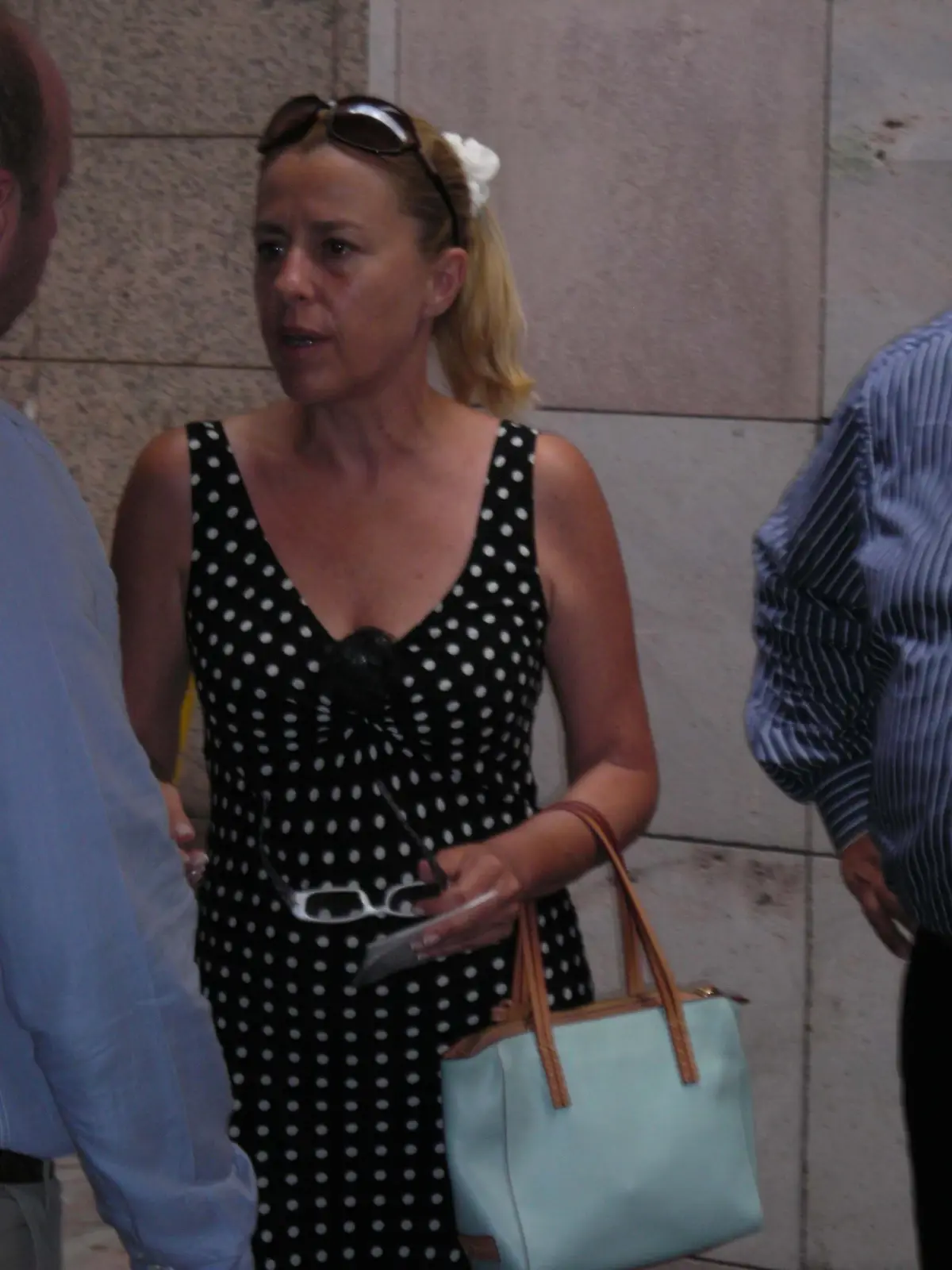 Emekli Diplomatın Eşini, 2 Saat Sonra Kendini Vurduğu Kesinleşti