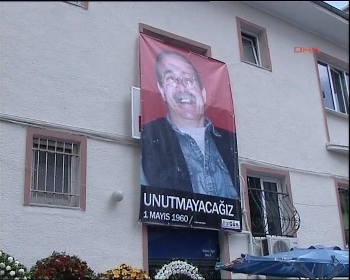 Gazeteci İbrahim Çeşmecioğlu Uğurlandı