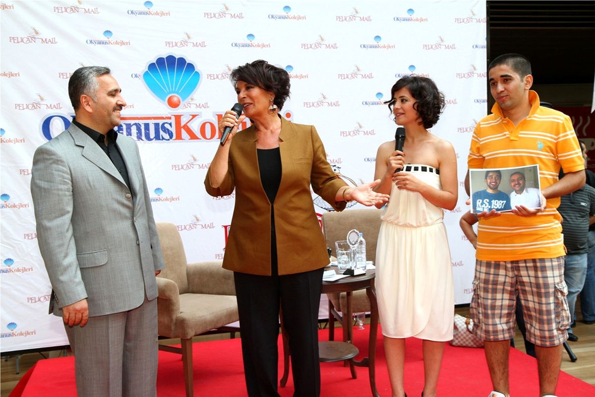 Hülya Koçyiğit Yılın Babasını Pelican Mall'da Seçti