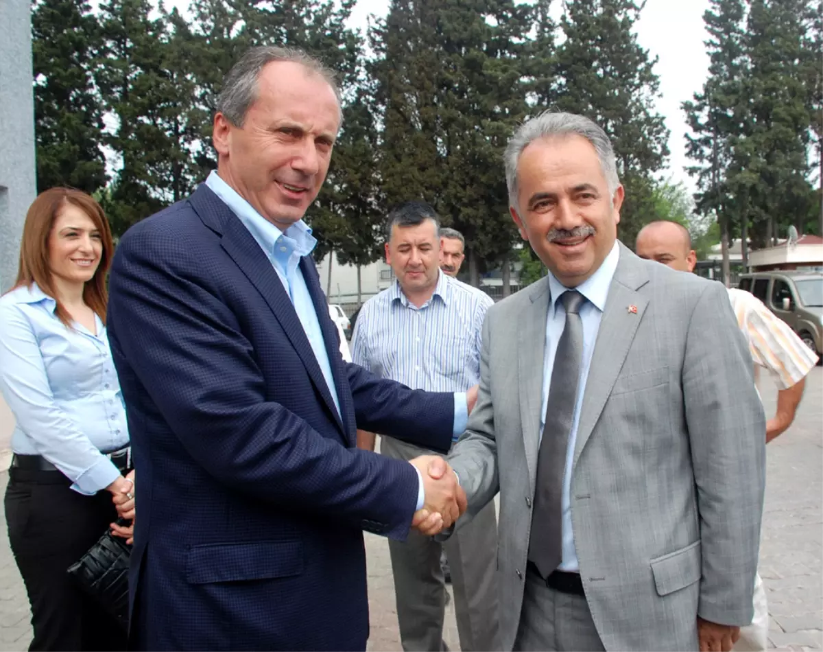 Yalova\'da İnce ve Coşkun Mazbatalarını Aldı