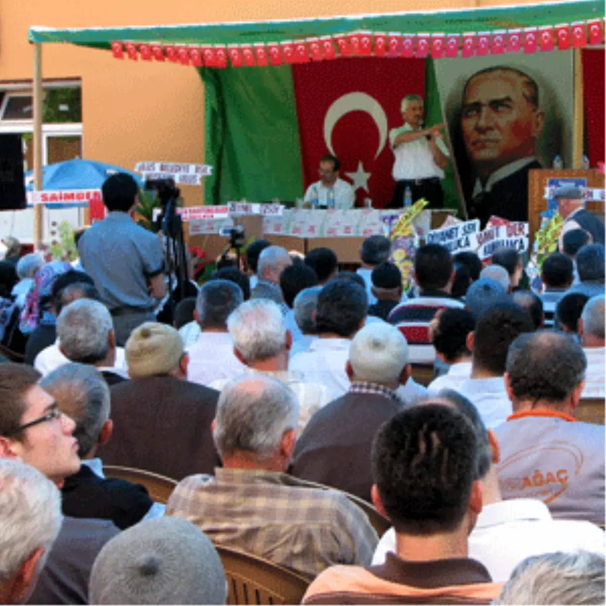 Diyanet-Sen Ulus İlçe Temsilciliği \'Namazla Diriliş\' Konulu Konferans Düzenledi.