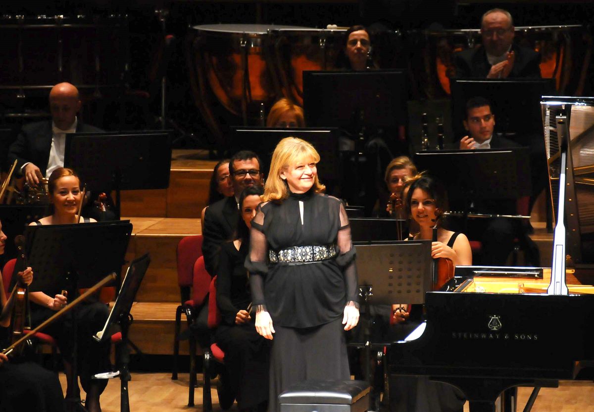 İdil Biret, Datça'da Konser Verecek