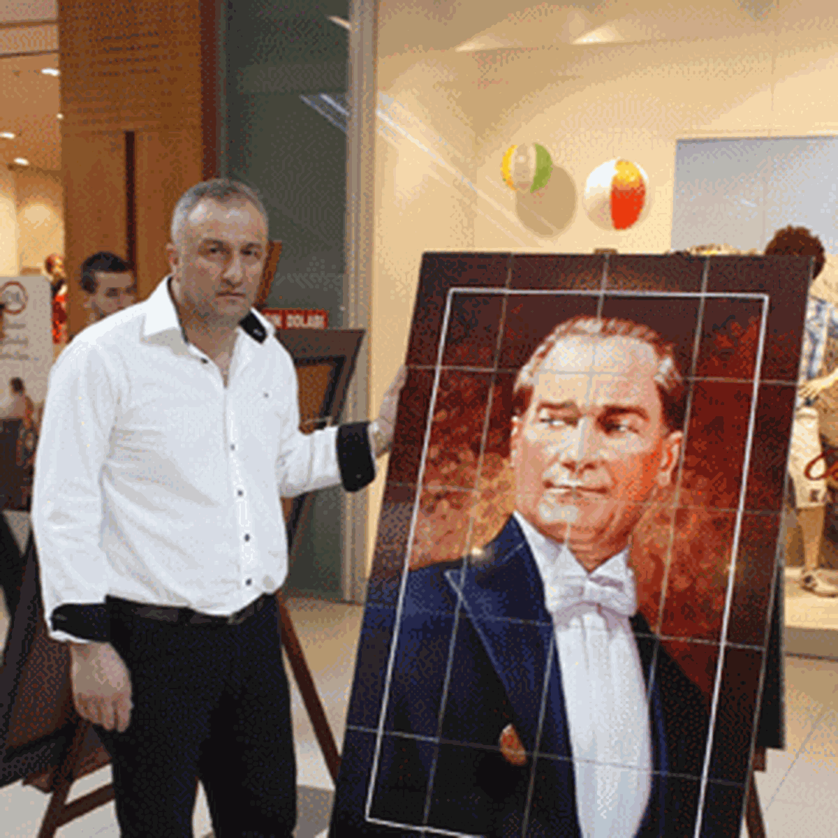 Kurtuluş Destanı; Ada Avm'de 'Seremiko' ile Canlandı
