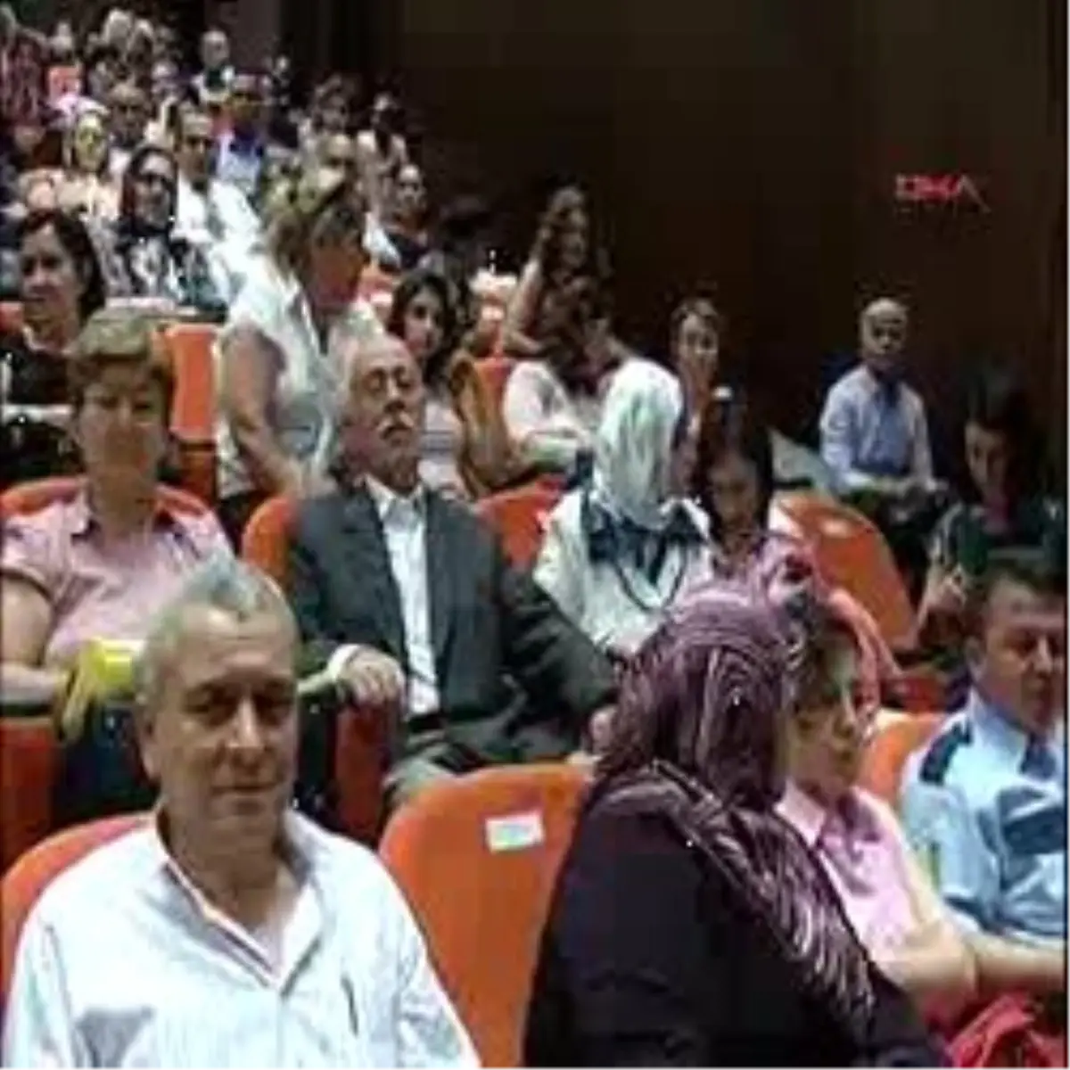 Akdeniz Üniversitesi\'nde Mezuniyet Sevinci
