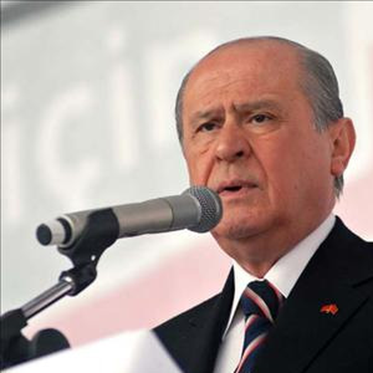 Bahçeli'den Hatip Dicle Yorumu