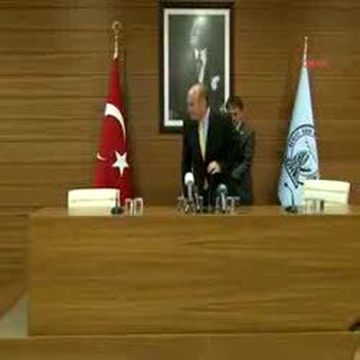 Kadir Topbaş Yurda Döndü