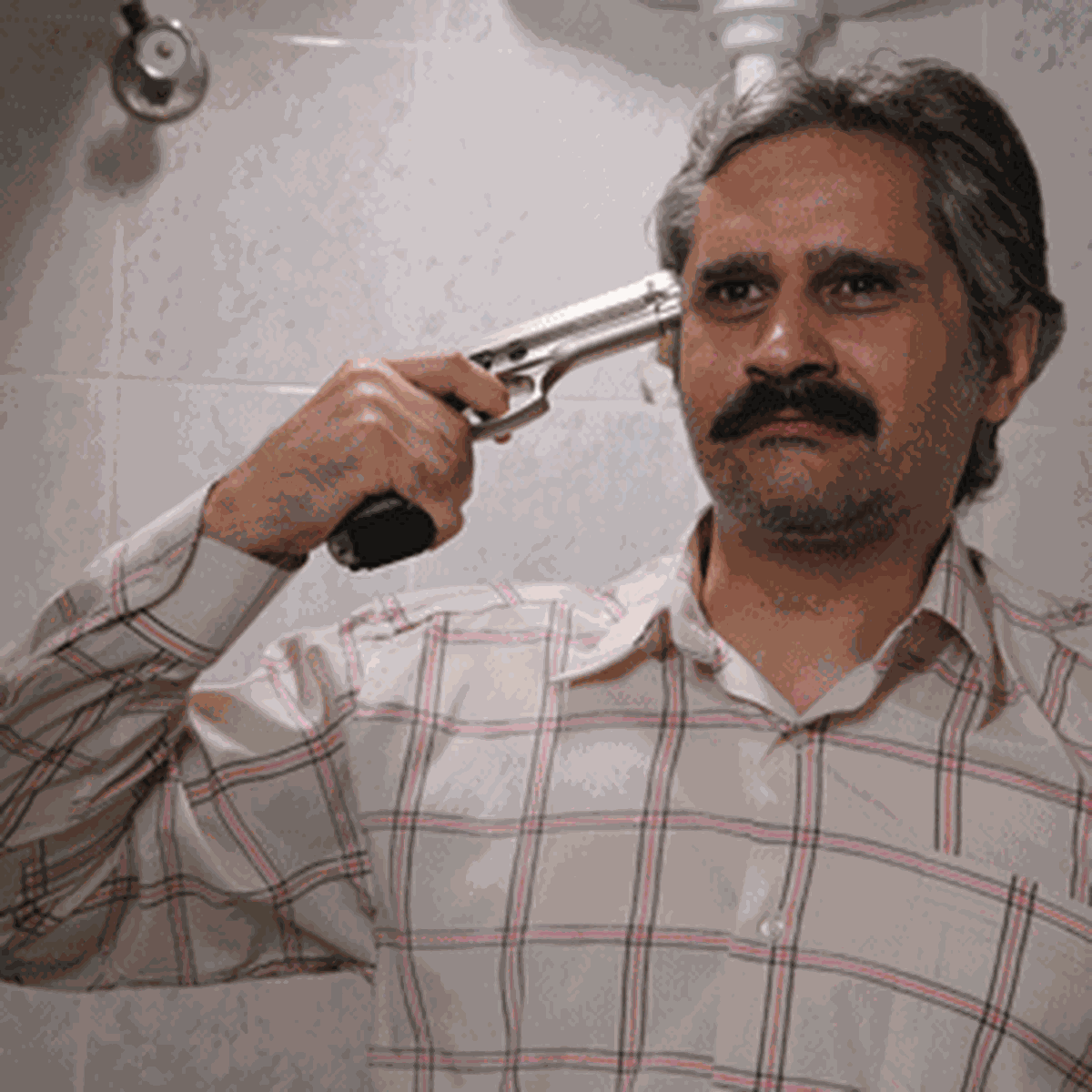 Vicdan ile Vesvesenin Savaşı; İnsan Aldandı