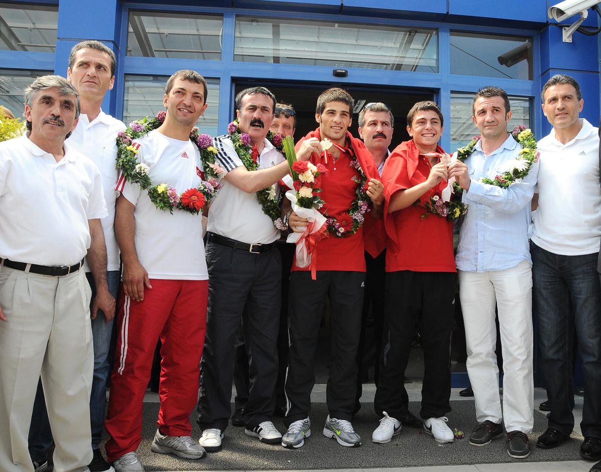 Avrupa Şampiyonu Fatih Keleş'e Trabzon'da Coşkulu Karşılama