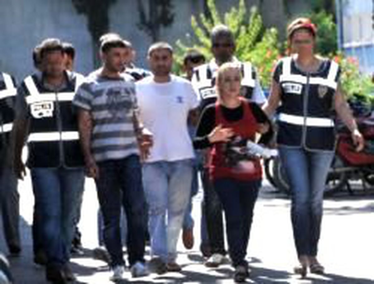 'hanımağa'nın Uyuşturucu Şebekesi Çökertildi