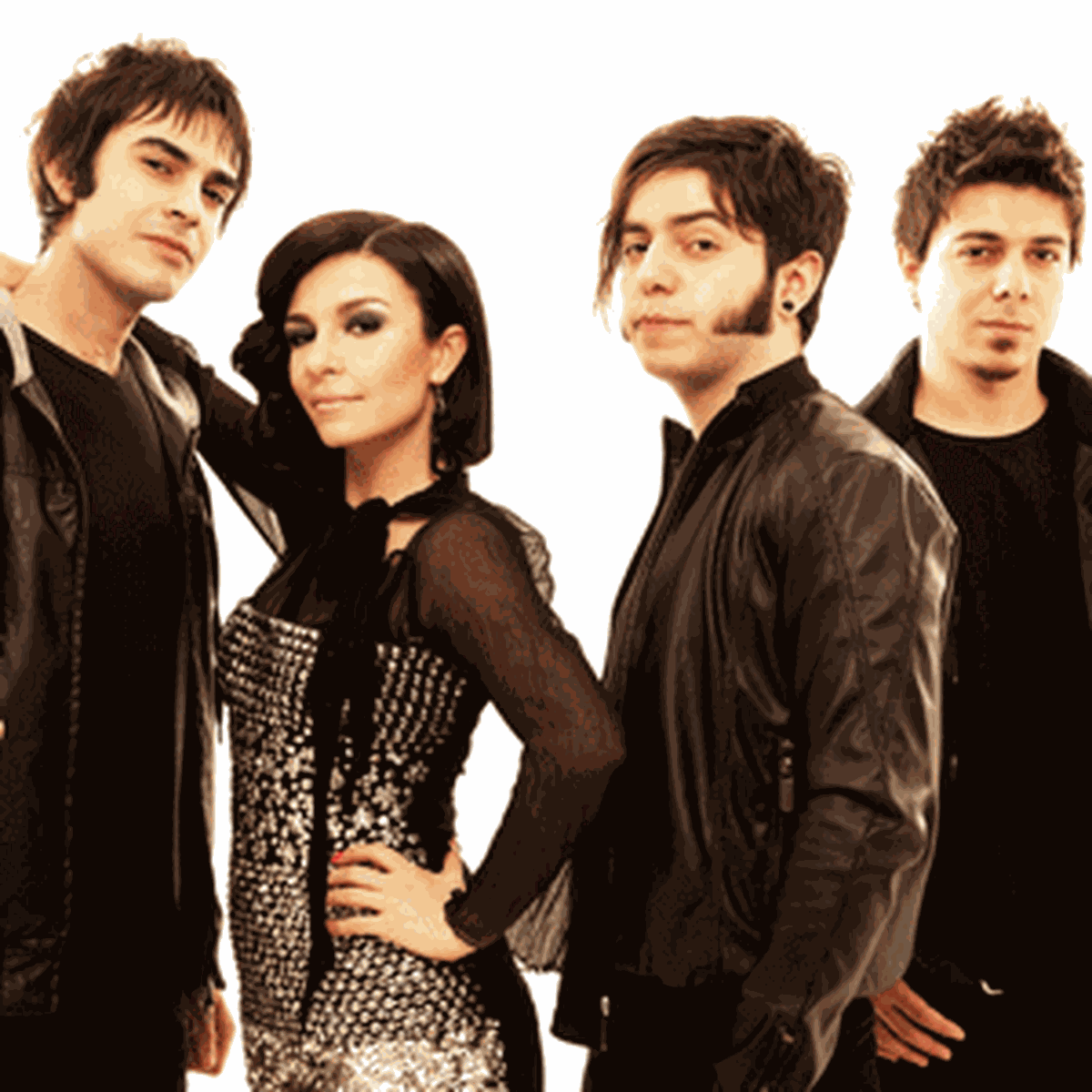 MODEL, Konserlere Tam Gaz Devam Ediyor !