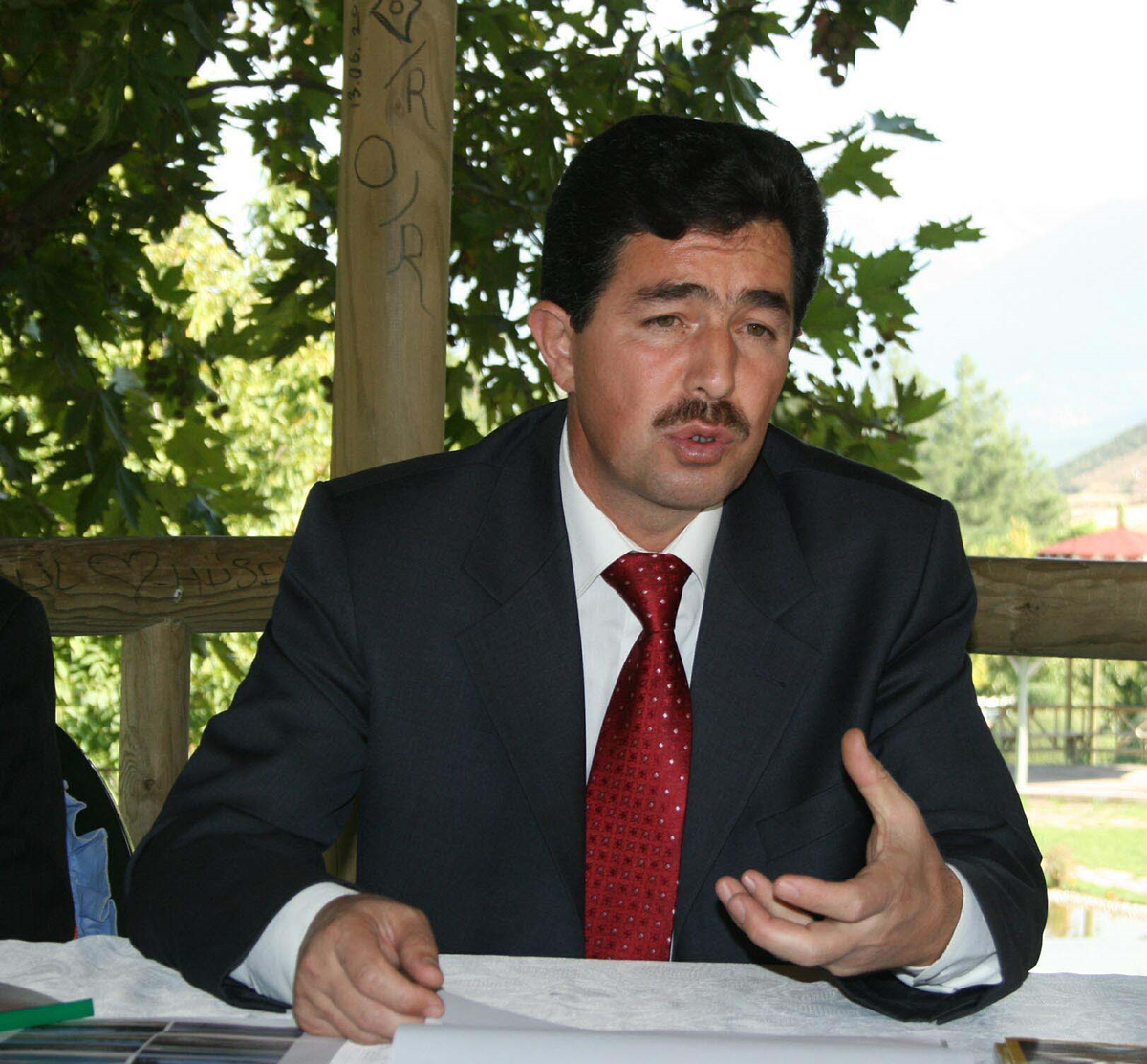 Pamukkale Girişindeki Uzay Çatılar Yıkılıyor