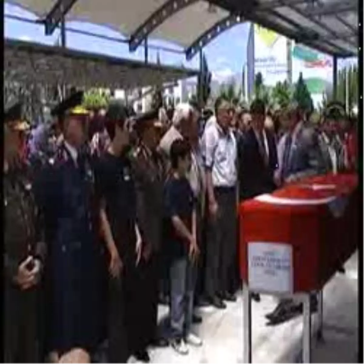 Şehit Babalarına Saygı Nöbeti