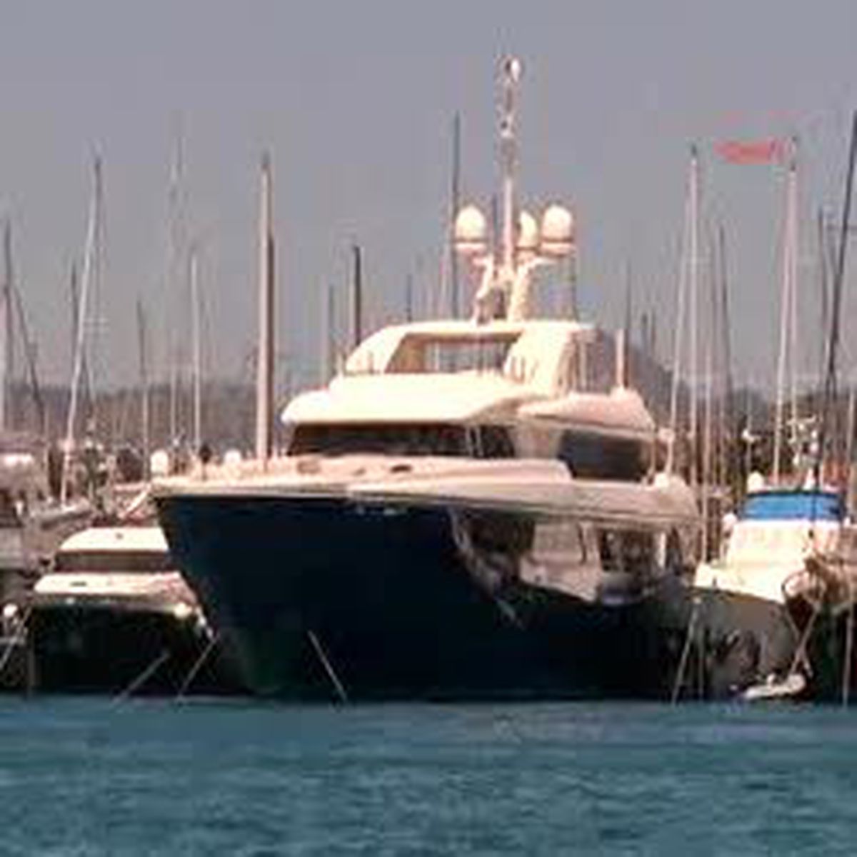Michael Douglas Ve Catherina Jones Bodrum'dan Ayrıldı