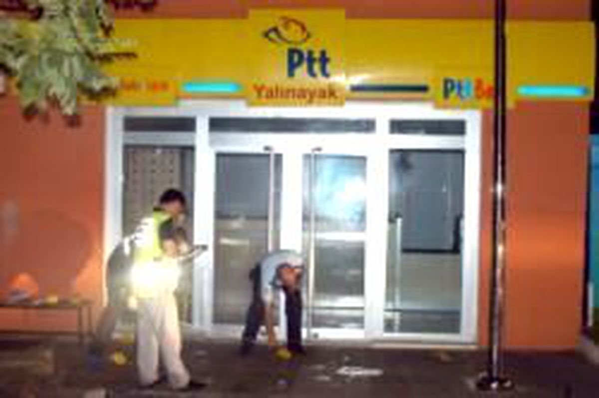 PTT Şubesine Ses Bombası