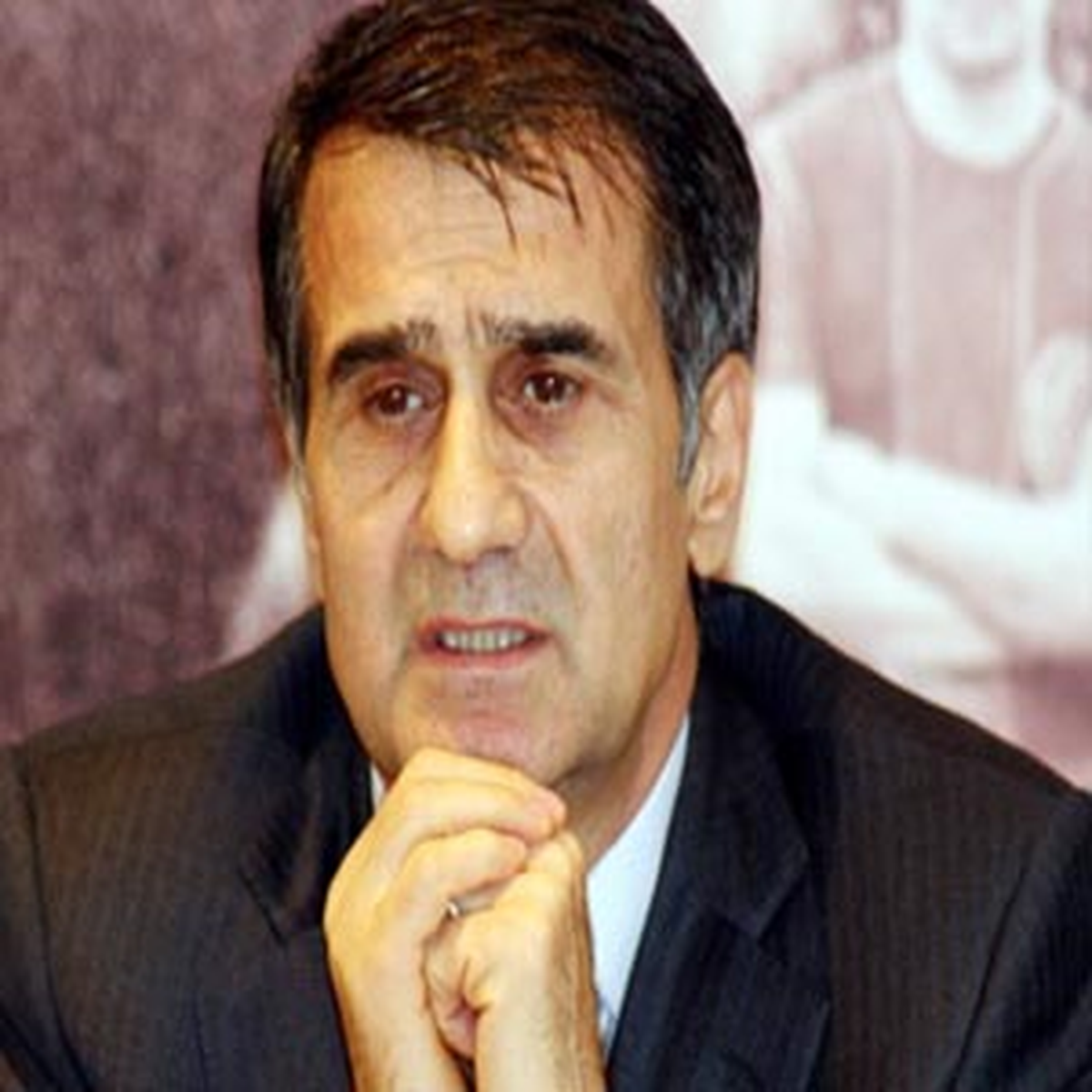 Trabzonspor Hasan Ali ve Celustka'yı Bitirmek İstiyor