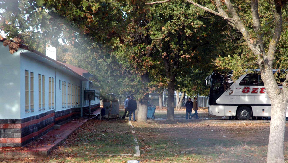 Barınma Merkezine Getirilen Kaçak 2 Saat Sonra Öldü