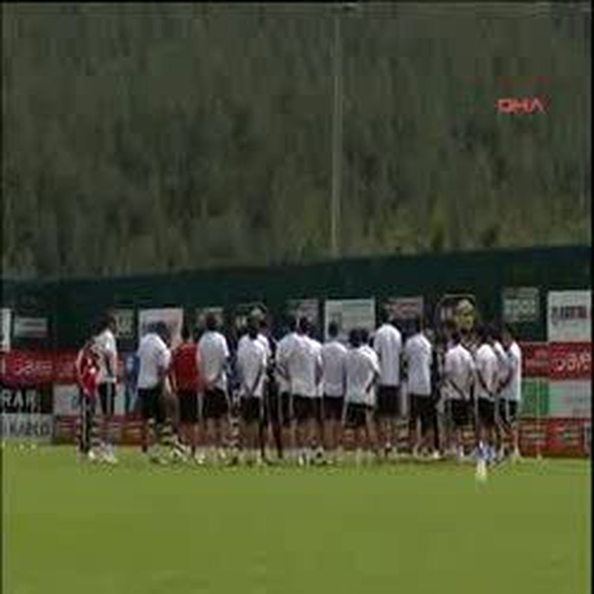Beşiktaş Toplanmaya Devam Ediyor