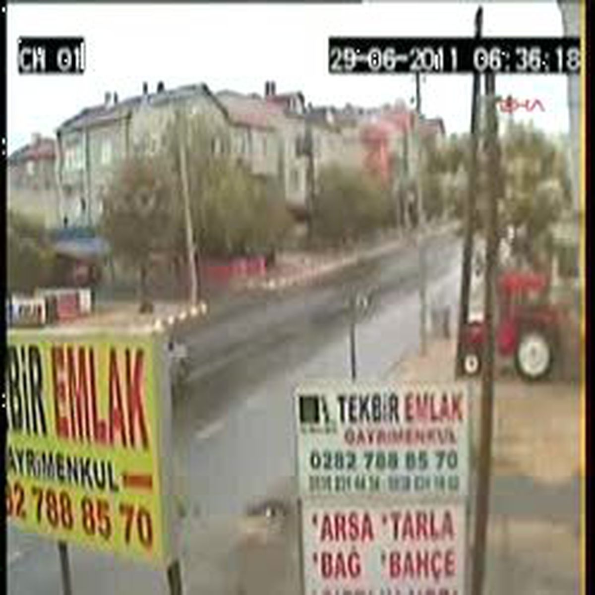 TIR Otomobili Böyle Biçti