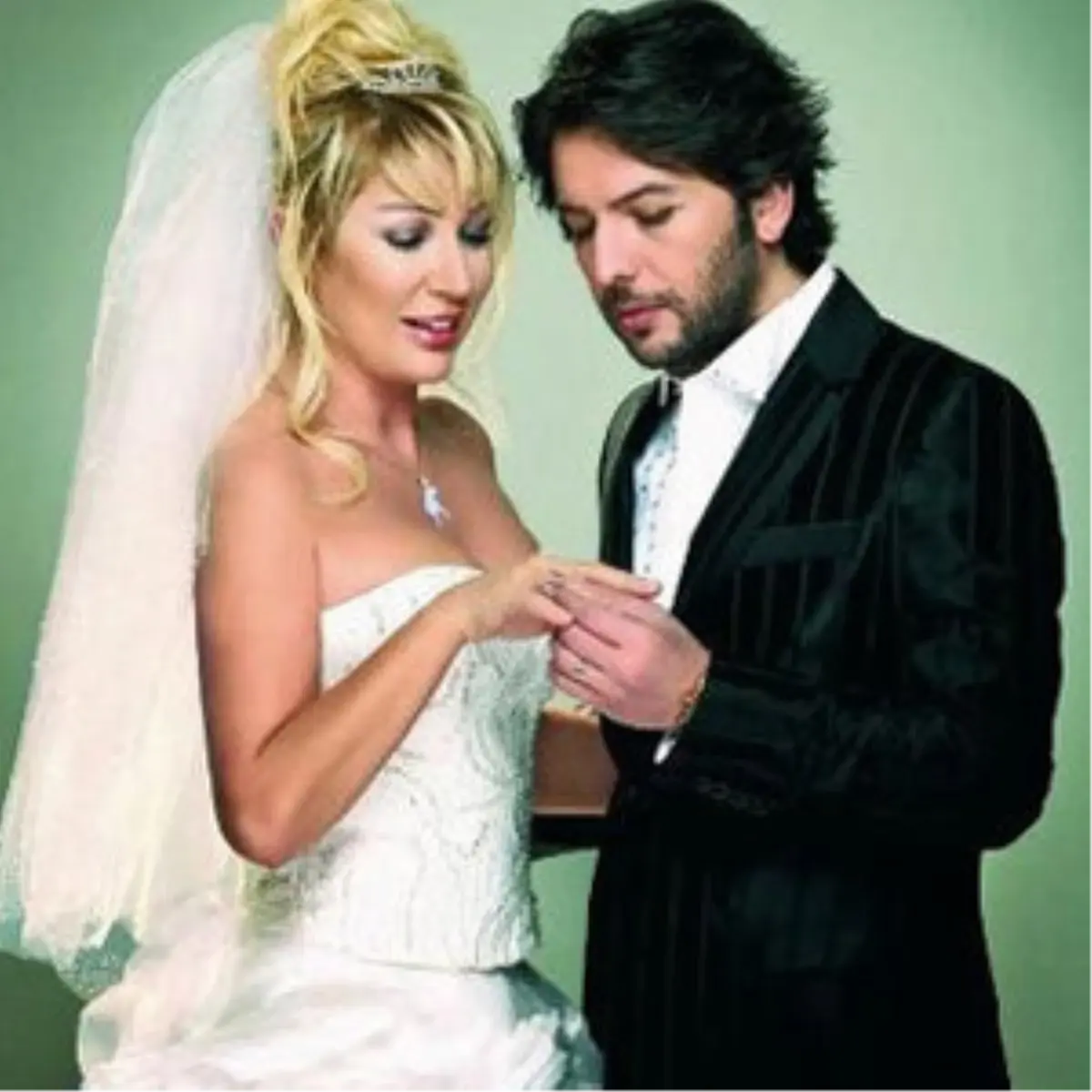 "Seda\'nın Eteğinin Altından Çıktın"