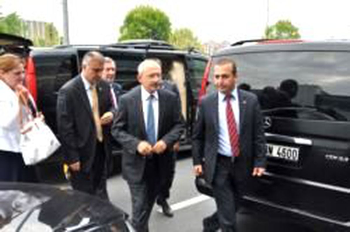 Kılıçdaroğlu Atina'ya Gitti