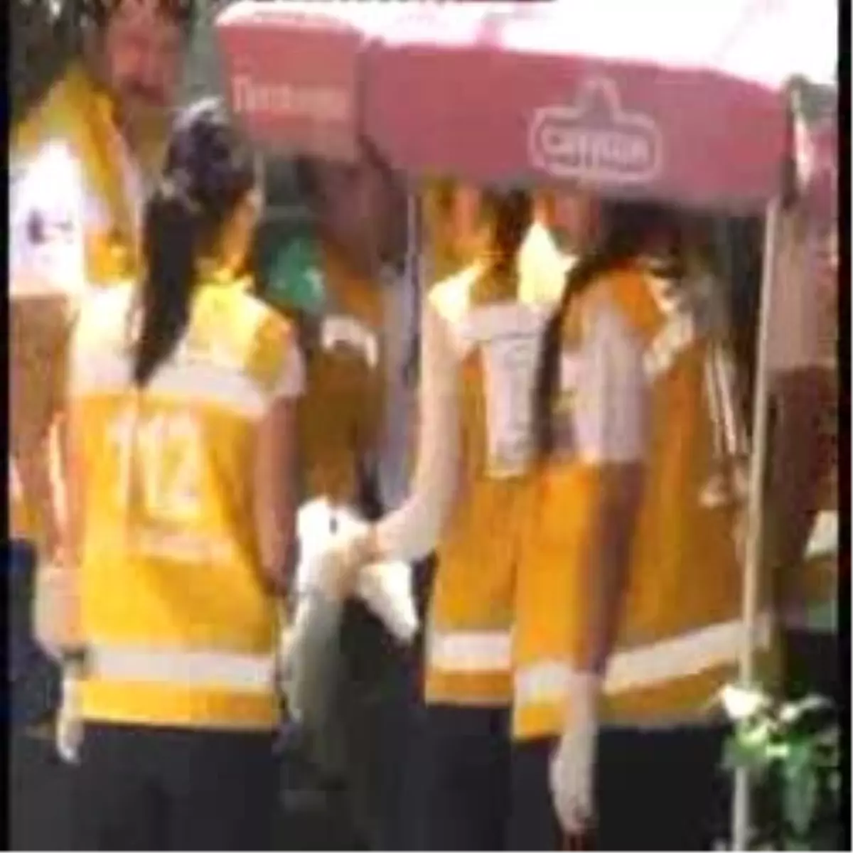 Boşandığı Kocasının Akrabasına Kaçan Kızını Almaya Giden Baba Yüzünden Bıçaklandı