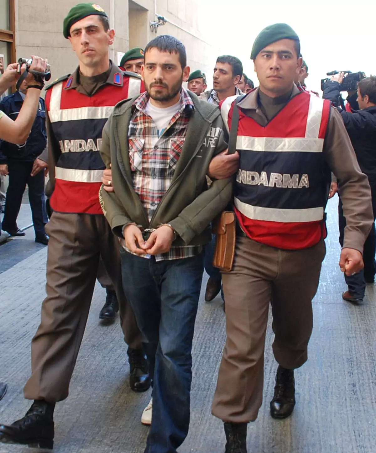 Çifte Cinayete Ömür Boyu Hapis