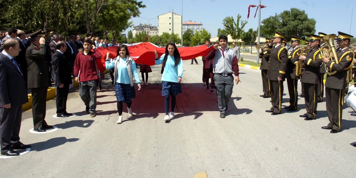 Atatürk'ün Erzurum'a Gelişinin 92'nci Yıldönümü Kutlandı
