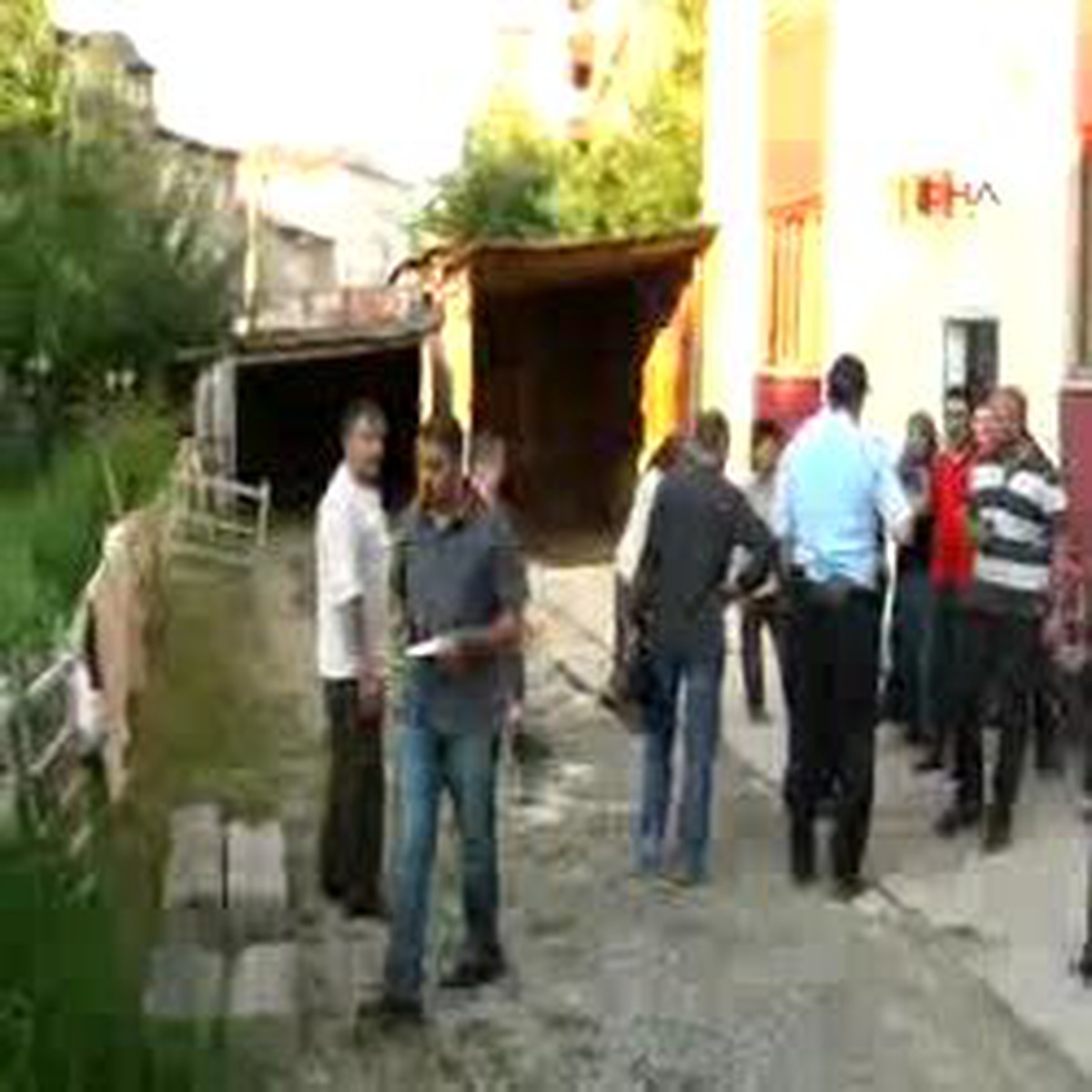 Buldukları Havai Fişek Patladı