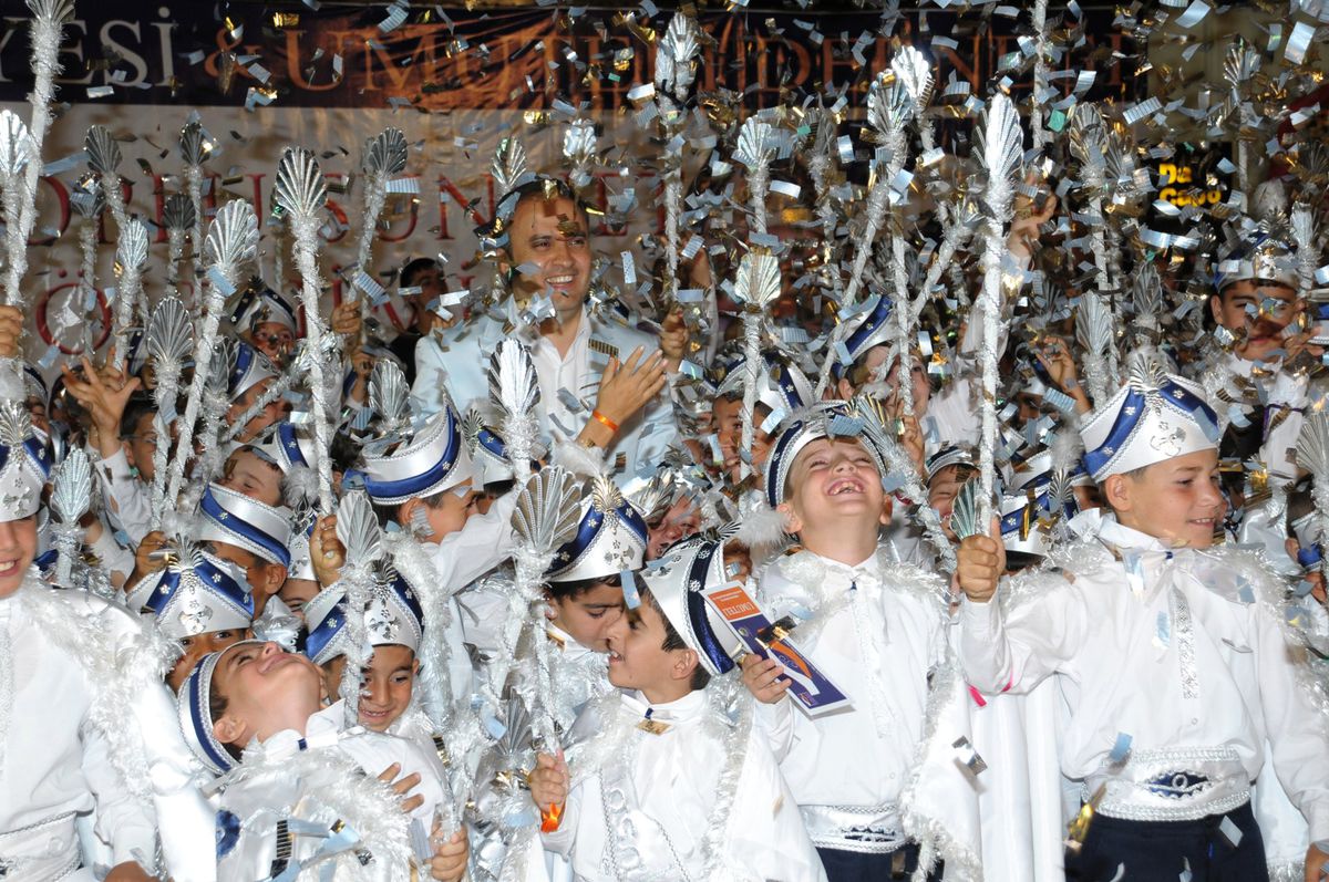 Sünnet Oldular Erkekliğe İlk Adımı Attılar