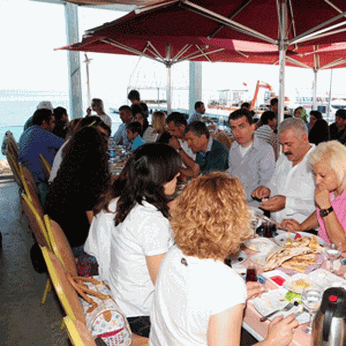 Vali Karaloğlu, Antalya’da Yaşayan Vanlılarla Kahvaltıda Buluştu