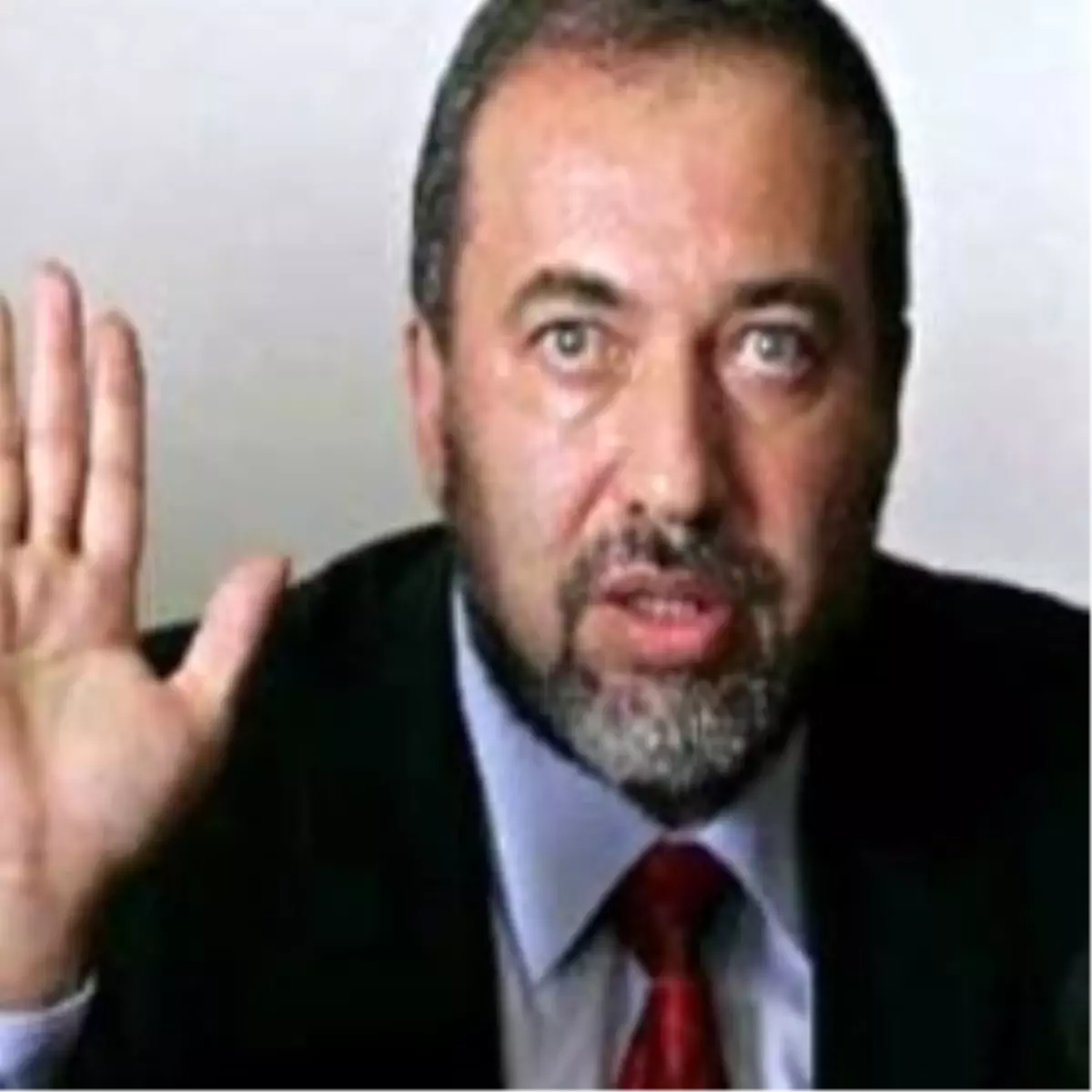 Lieberman, Türkiye\'ye Savunma Silahlarının Satışını Engelliyor